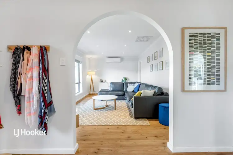 Sixth view of Homely house listing, 2 Garfield Court, Paralowie SA 5108