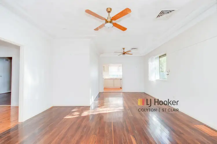 11 Melbourne Street, Oxley Park NSW 2760