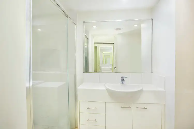 Fourth view of Homely unit listing, 61/2 Acacia Court, Robina QLD 4226