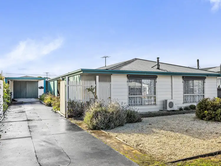 19 Thomson Boulevard, St Leonards VIC 3223
