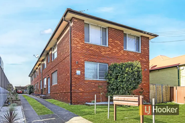 2/61 Macquarie Rd, Auburn NSW 2144