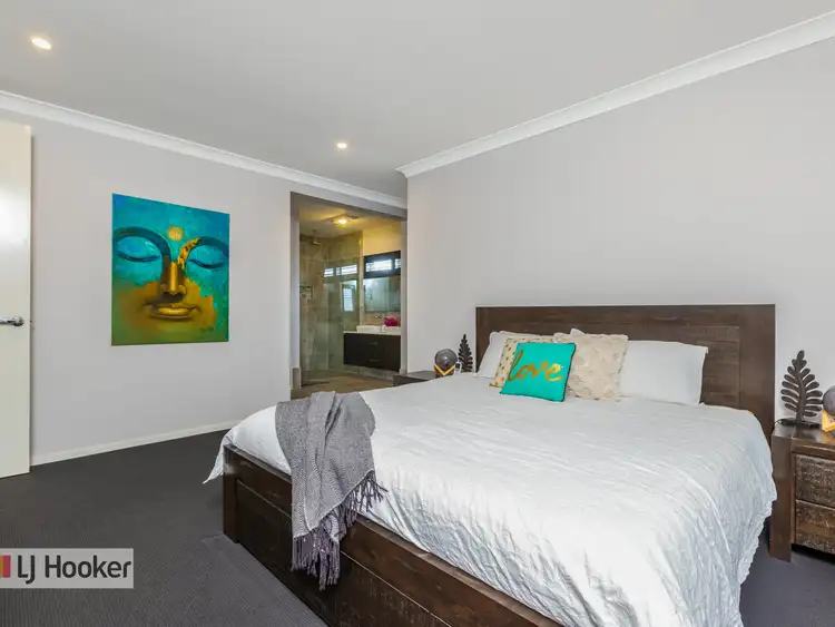 Fifth view of Homely house listing, 2 Harrow Street, Thornton NSW 2322