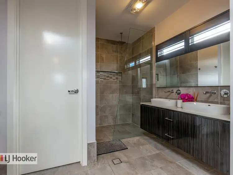 Sixth view of Homely house listing, 2 Harrow Street, Thornton NSW 2322