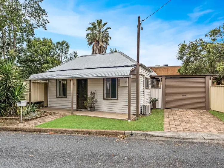 5 Taylor Street, Maitland NSW 2320