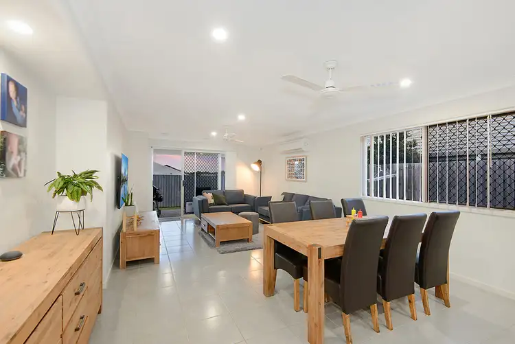 8 Cooloola Circuit, Warner QLD 4500