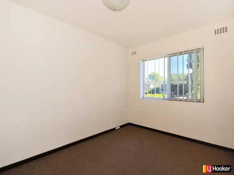 Fourth view of Homely unit listing, 10/4 Minchinson Street, Shoalwater WA 6169