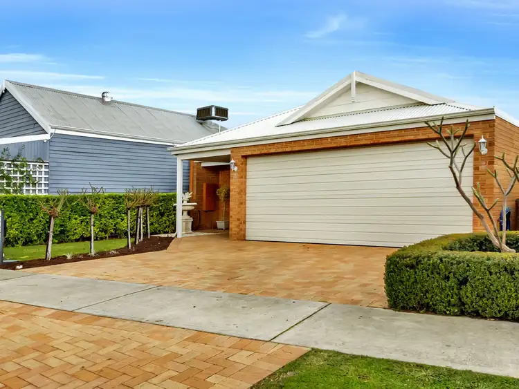 Second view of Homely house listing, 28 Harper St, Woodbridge WA 6056