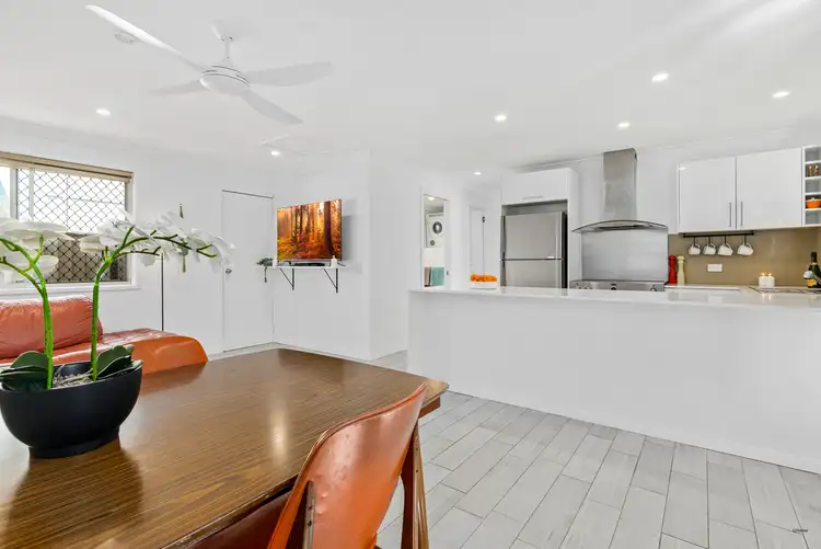 Fifth view of Homely semi-detached listing, 1/18 San Michele Street, Tugun QLD 4224