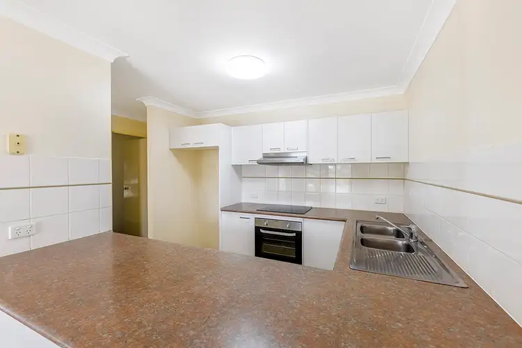 Sixth view of Homely semi-detached listing, 1/3 Rushton Court, Merrimac QLD 4226