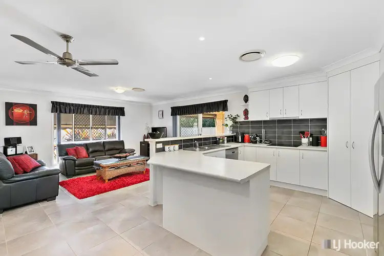 Third view of Homely house listing, 2 Beutel Place, Thornlands QLD 4164