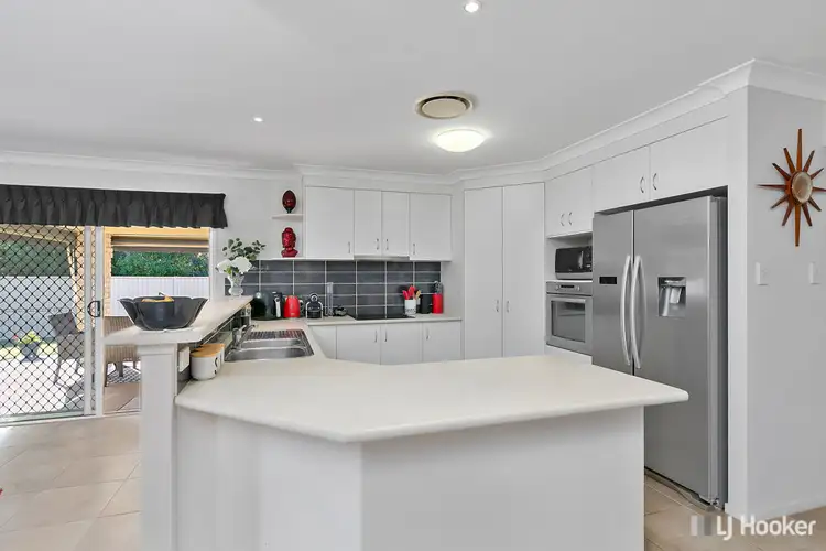Fifth view of Homely house listing, 2 Beutel Place, Thornlands QLD 4164