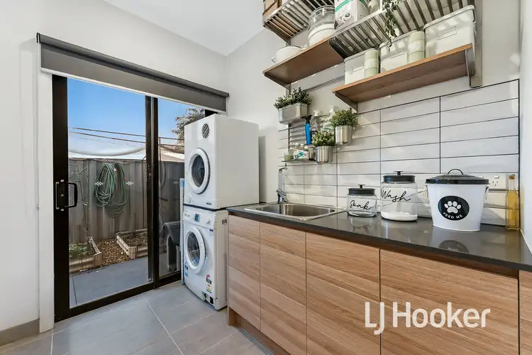 Seventh view of Homely house listing, 2 Rupert Street, Cranbourne East VIC 3977
