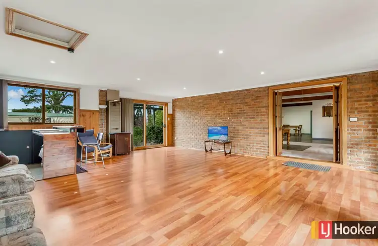 Sixth view of Homely house listing, 11 Franklin Close, Wallan VIC 3756