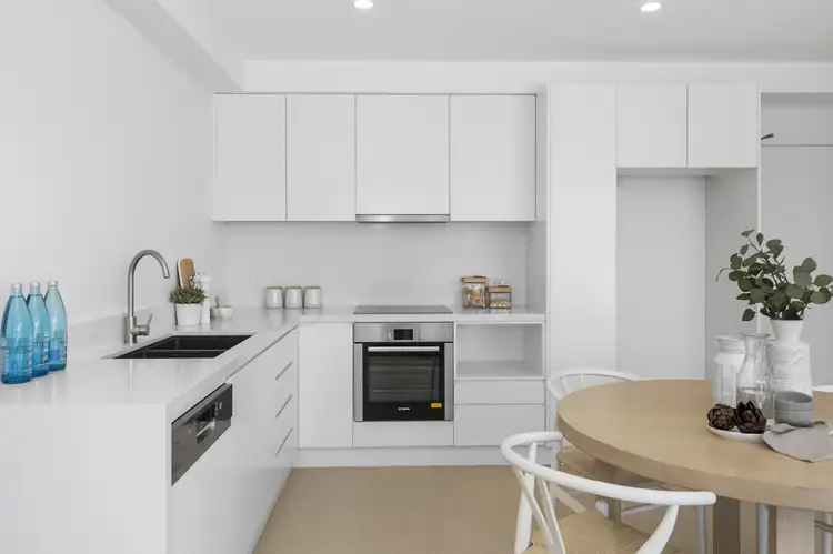 Second view of Homely unit listing, 6/329 Barrenjoey Road, Newport NSW 2106