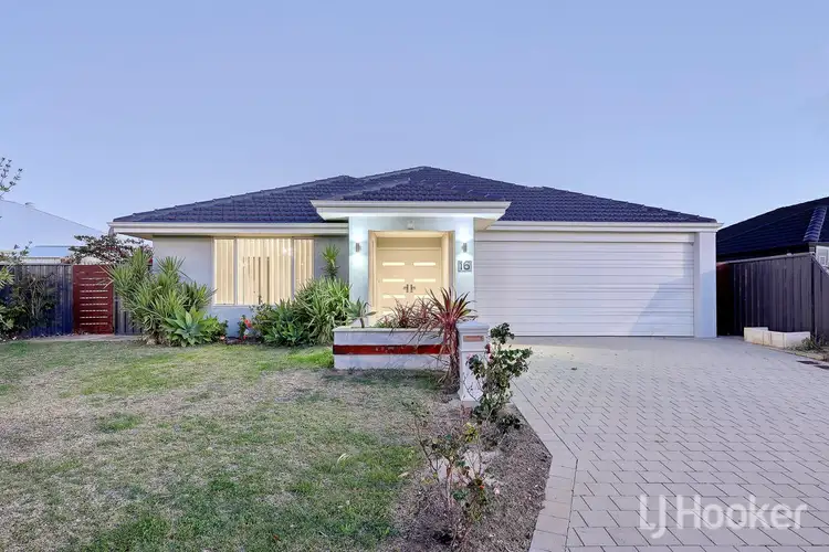 16 Daytona Road, Yanchep WA 6035