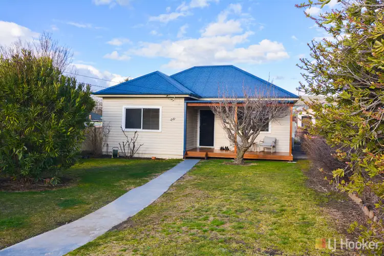 25 Rifle Parade, Lithgow NSW 2790