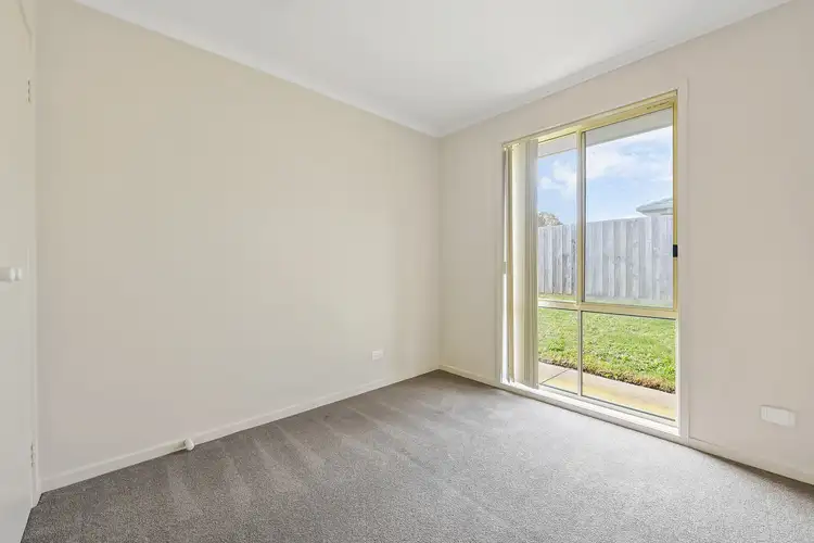 Sixth view of Homely house listing, 19 Summit Court, Hampton Park VIC 3976