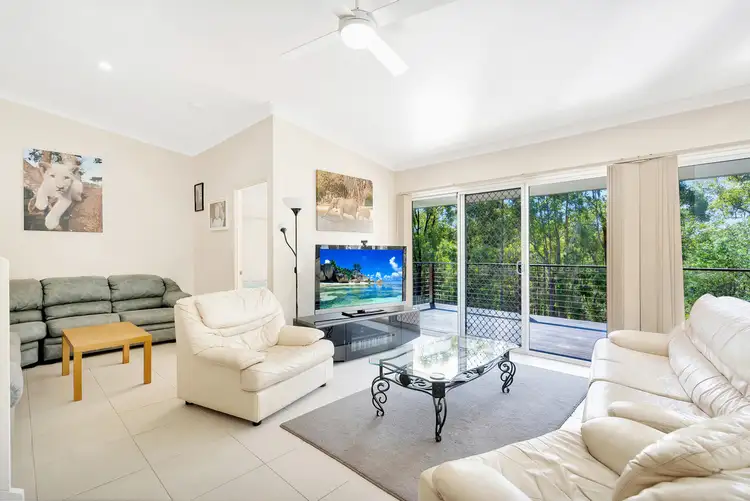 10 Penrhyn Street, Pacific Pines QLD 4211