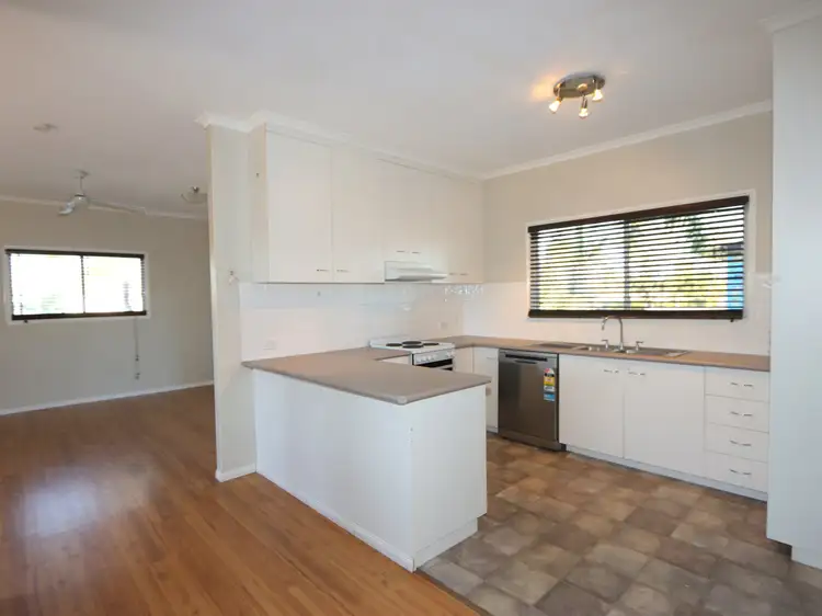 Fifth view of Homely house listing, 1 Eric Court, Emerald QLD 4720