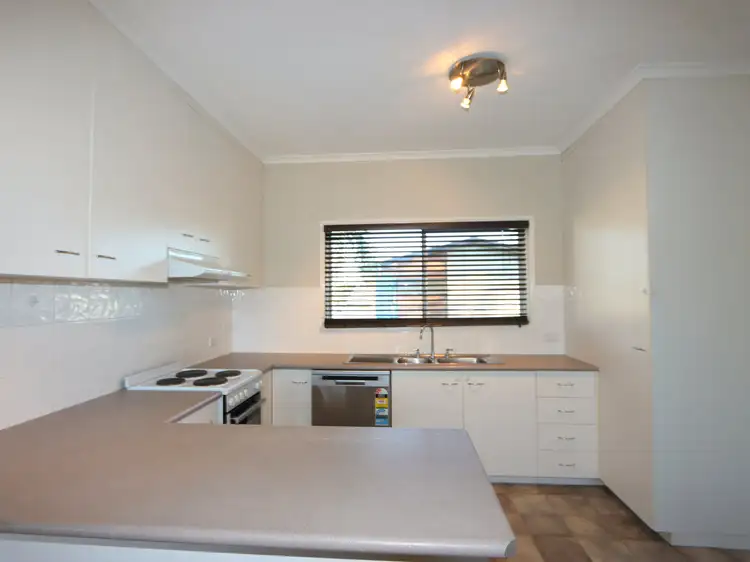 Sixth view of Homely house listing, 1 Eric Court, Emerald QLD 4720