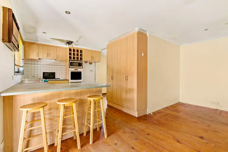 Fifth view of Homely house listing, 7 Hardy Place, Kambah ACT 2902