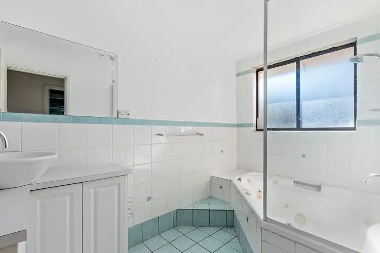 Sixth view of Homely house listing, 7 Hardy Place, Kambah ACT 2902