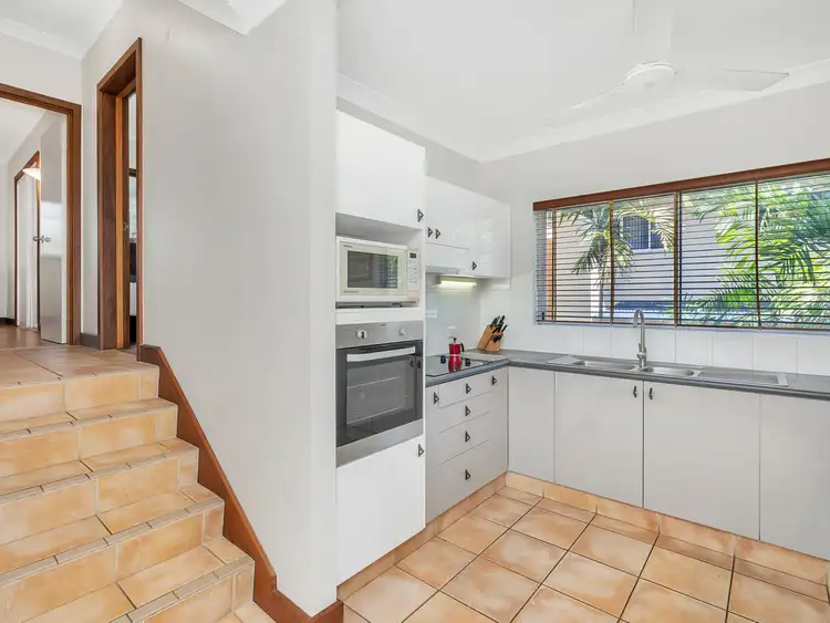 Fourth view of Homely unit listing, 4/75 Arlington Esplanade, Clifton Beach QLD 4879