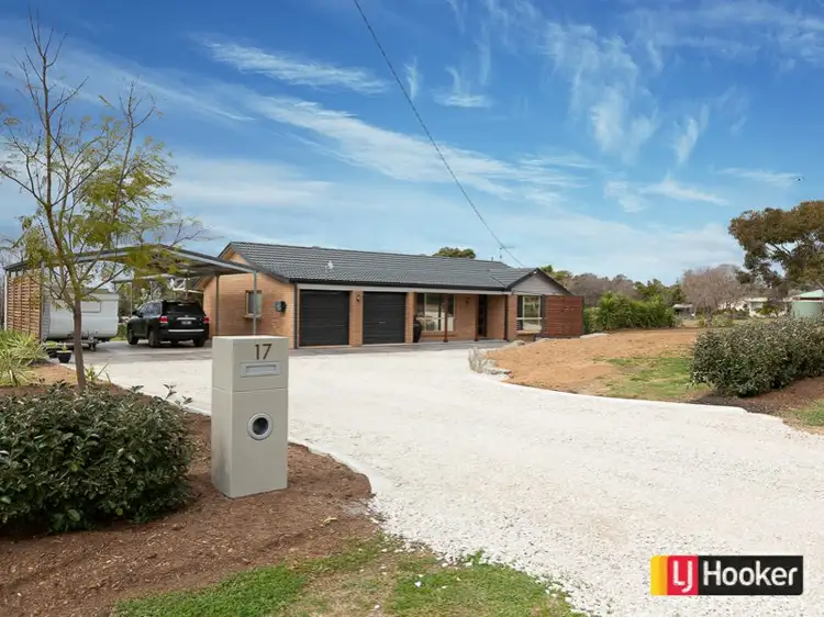 17 Hartmann, Tamworth NSW 2340