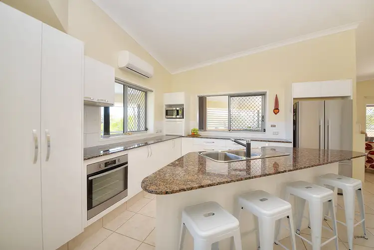 Sixth view of Homely unit listing, 9/50 Miles Street, Coolangatta QLD 4225