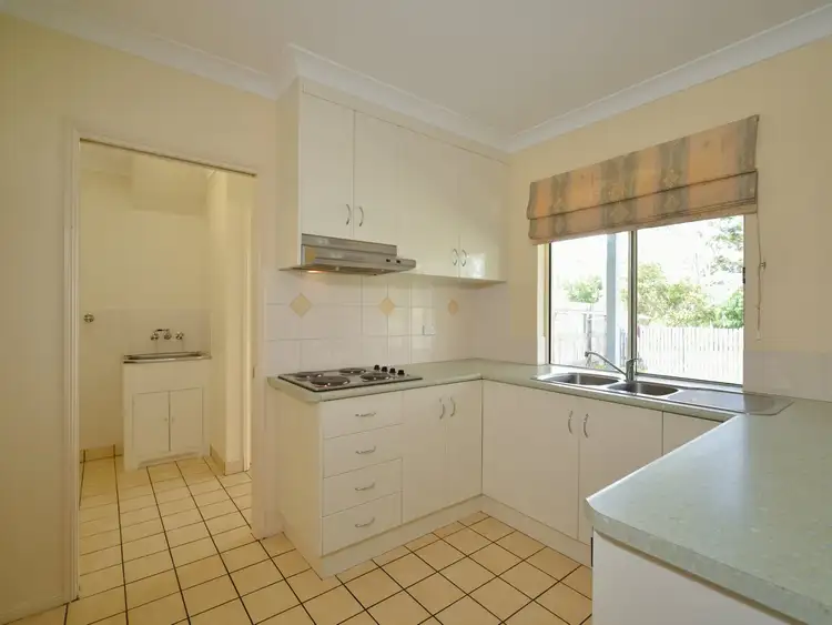 Fifth view of Homely unit listing, Unit 6/7 Pacific Court, Kin Kora QLD 4680