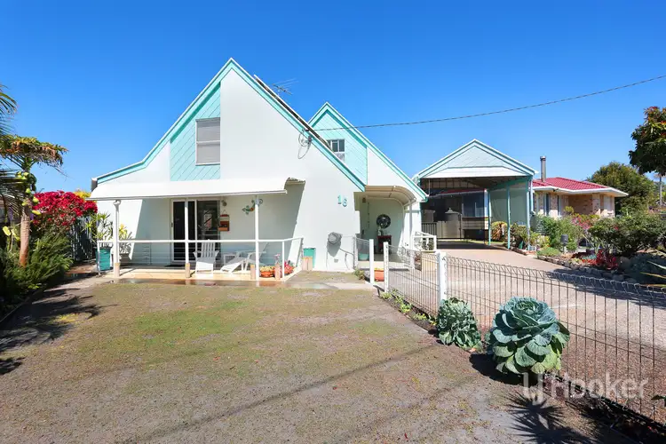 16 Eighth Avenue, Woorim QLD 4507