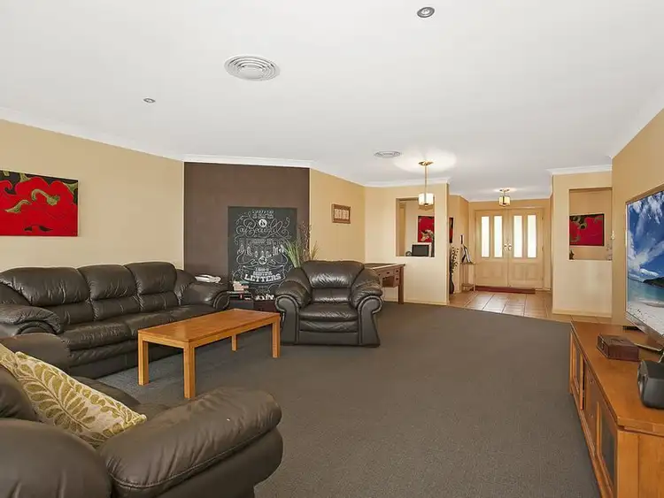 Second view of Homely house listing, 18 Quigan Terrace, Highland Park QLD 4211