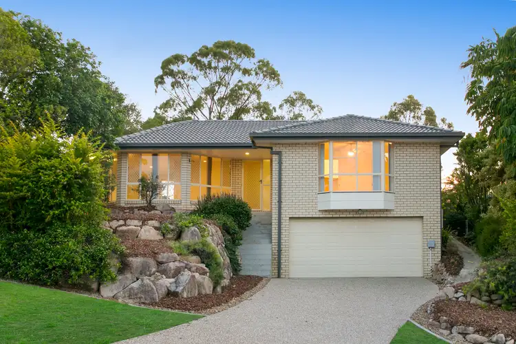 21 Hillside Crescent, Edens Landing QLD 4207