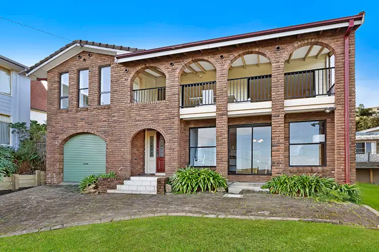 17 Vista Avenue, Copacabana NSW 2251
