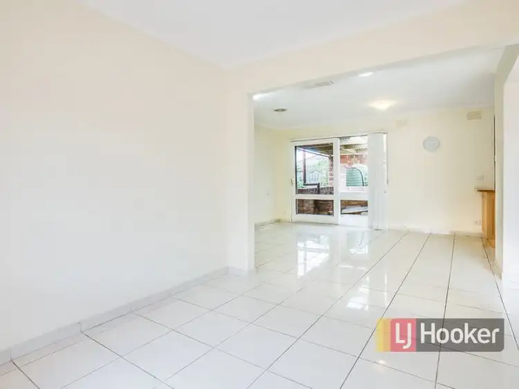 Sixth view of Homely house listing, 2 Nerang Court, Hoppers Crossing VIC 3029