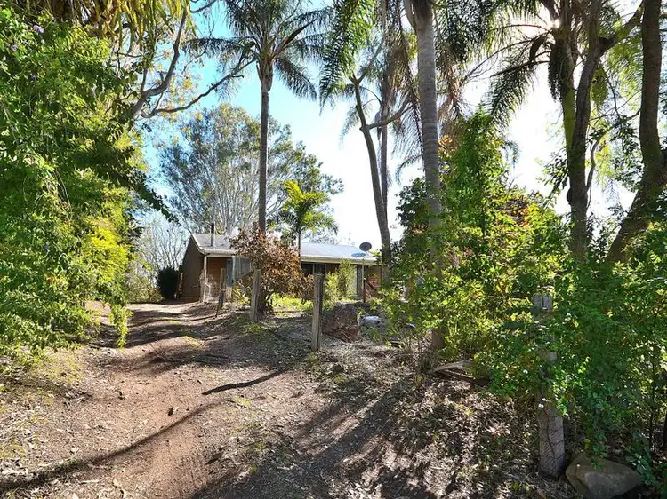 Second view of Homely house listing, 11 Stanley Drive, Villeneuve QLD 4514