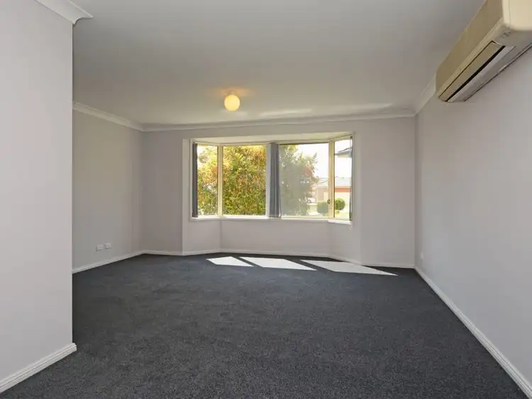 Fifth view of Homely house listing, 21 Holliday Close, Rutherford NSW 2320