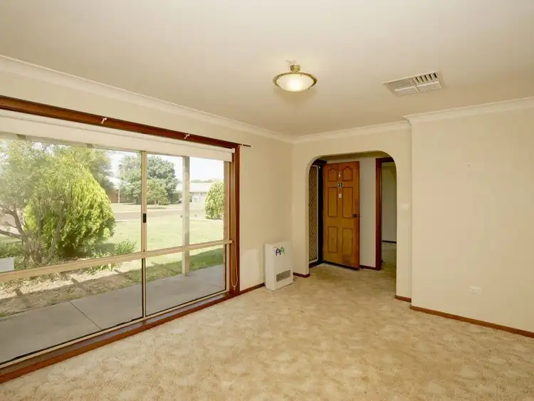 Fifth view of Homely house listing, 32 Wiradjuri Crescent, Wagga Wagga NSW 2650