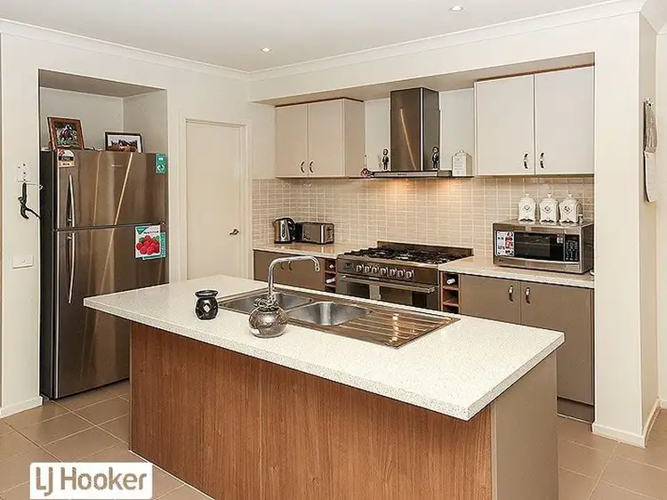 Fourth view of Homely townhouse listing, 9 Durer Walk, Mernda VIC 3754