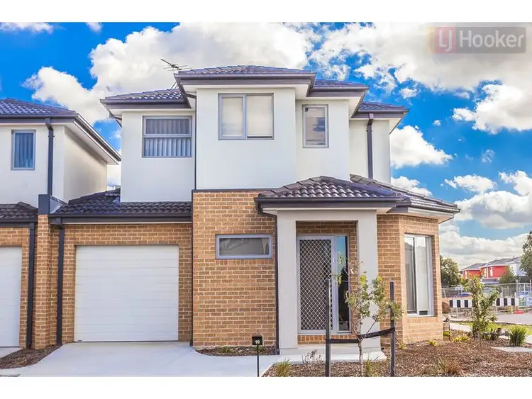19 Gully Way, Craigieburn VIC 3064