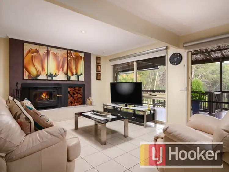Fifth view of Homely house listing, 5 Knapton Avenue, Beaconsfield Upper VIC 3808