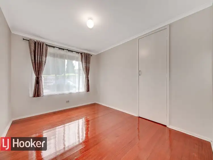 Fifth view of Homely house listing, 9 CARLYON CRT, Springvale VIC 3171