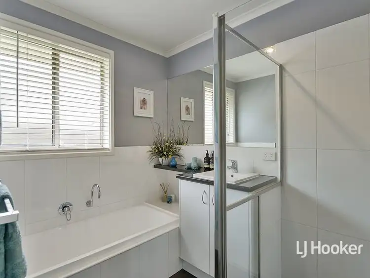 Seventh view of Homely house listing, 37 St Anthony Court, Seabrook VIC 3028