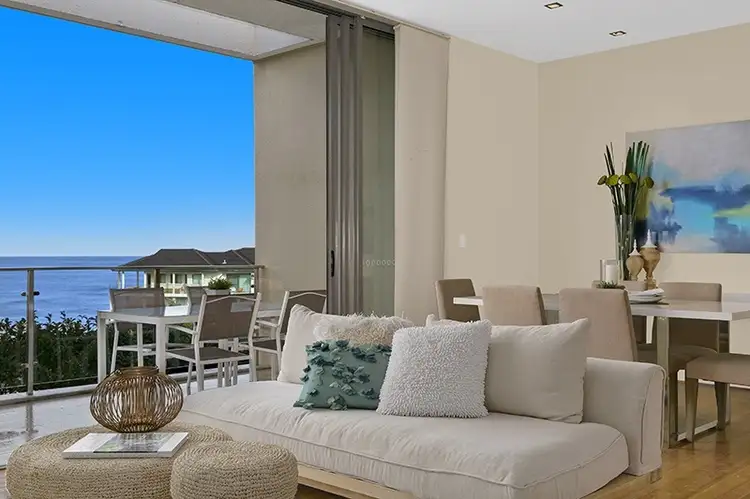 3/146-148 Ocean Parade, Blue Bay NSW 2261