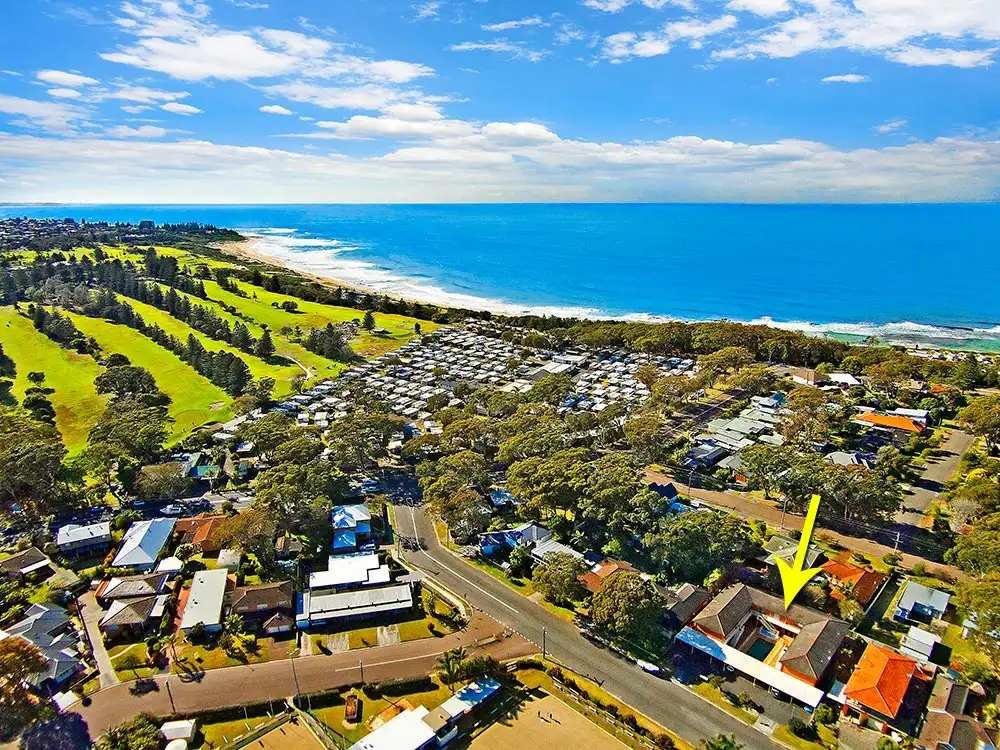 Main view of Homely unit listing, 3/10-12 Bias Avenue, Bateau Bay NSW 2261