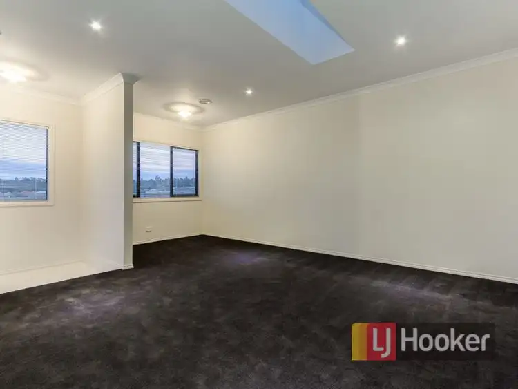 Sixth view of Homely unit listing, 2/4 Shakespeare Court, Drouin VIC 3818