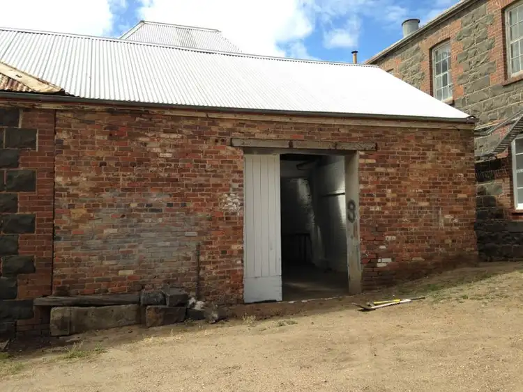 8/100 Lower Paper Mills Road, Fyansford VIC 3221