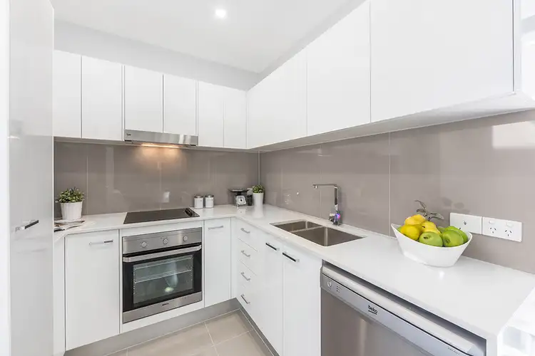 Fifth view of Homely apartment listing, 6/20 Hertford Street, Upper Mount Gravatt QLD 4122