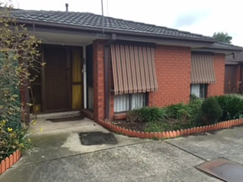 Main view of Homely unit listing, 1/11 Lecky Street, Cranbourne VIC 3977