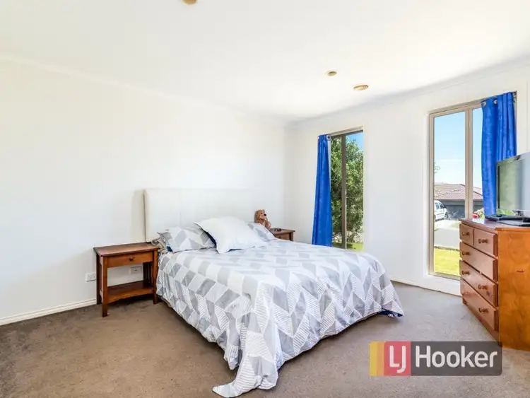 Seventh view of Homely house listing, 11 Caspian Chase, Pakenham VIC 3810